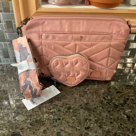 LUG FLARE - BLUSH PINK. NWOT. HEART COIN PURSE. NWT - Picture 1 of 6